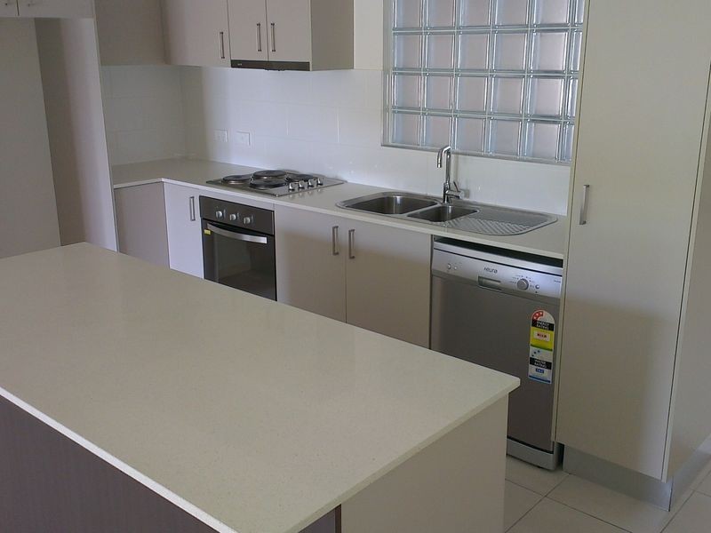 1/106 Gillies Street, Zillmere QLD 4034