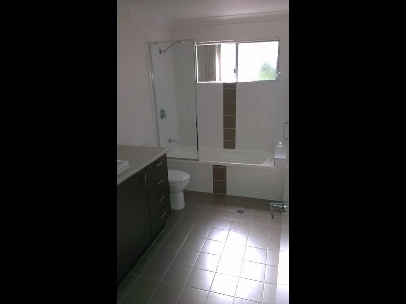 1/106 Gillies Street, Zillmere QLD 4034