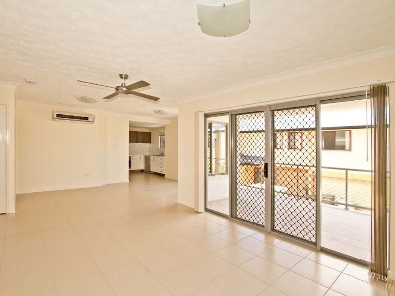2/14 Yaralla Street, Chermside QLD 4032