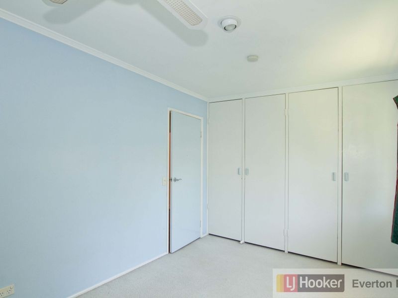 15 Kuringal Drive, Ferny Hills QLD 4055