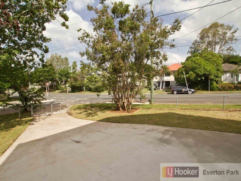 83 Grays Road, Gaythorne QLD 4051