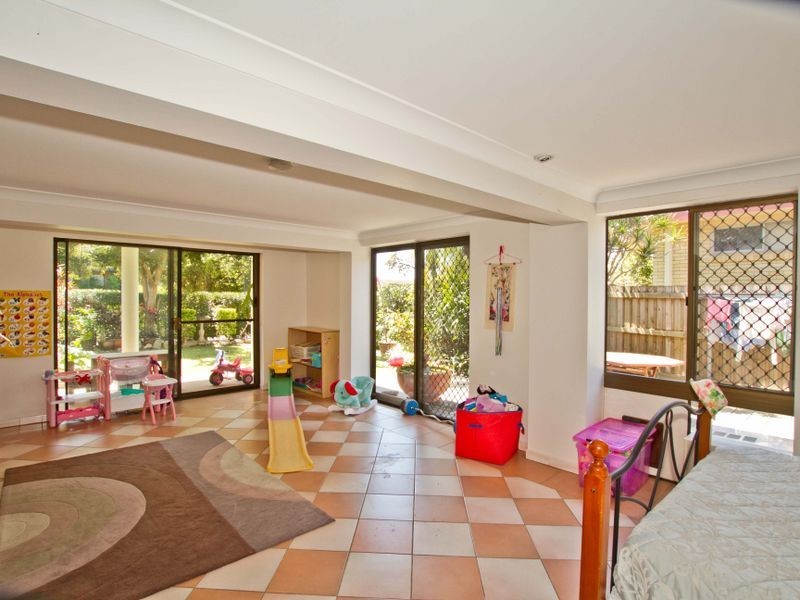 21 Hovea Street, Everton Hills QLD 4053