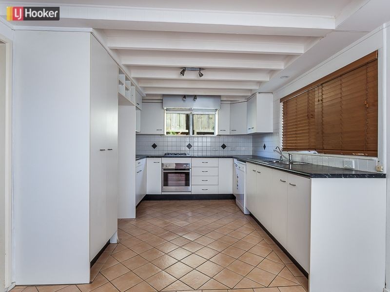 40 Kylie Avenue, Ferny Hills QLD 4055