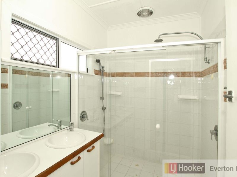 760 South Pine Rd, Everton Park QLD 4053