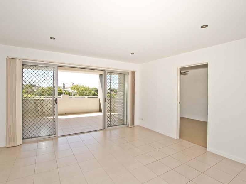 4/46 Moore St, Morningside QLD 4170