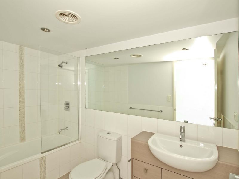 4/46 Moore St, Morningside QLD 4170