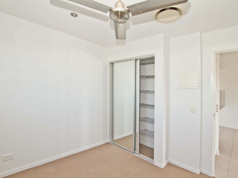 4/46 Moore St, Morningside QLD 4170