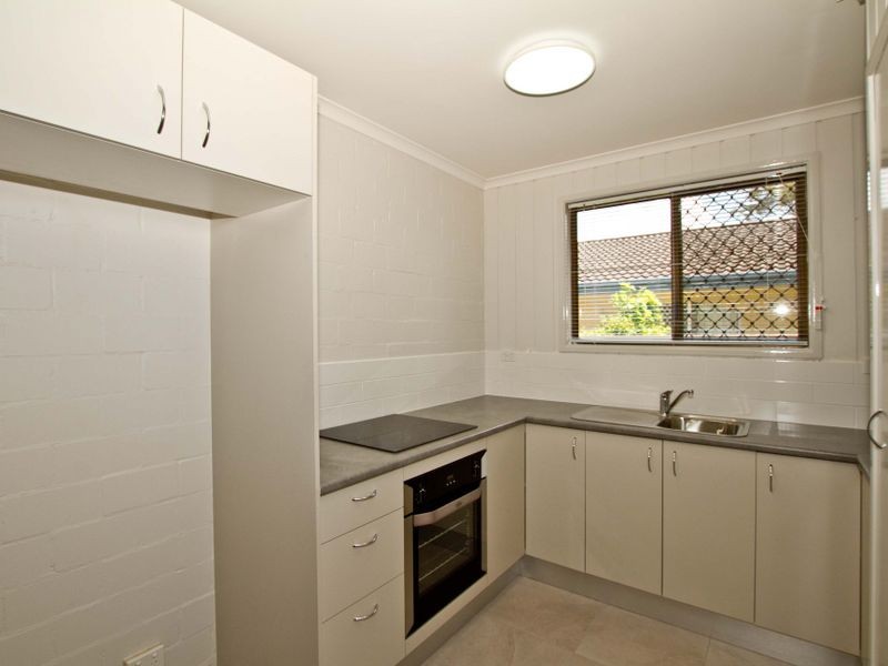 4/30 Grant Street, Redcliffe QLD 4020