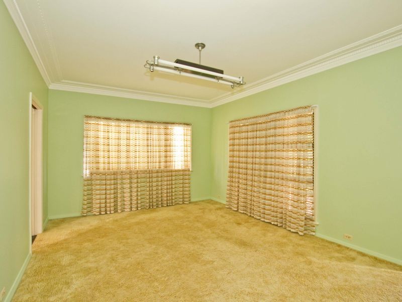 64 Osbourne Street, Mitchelton QLD 4053