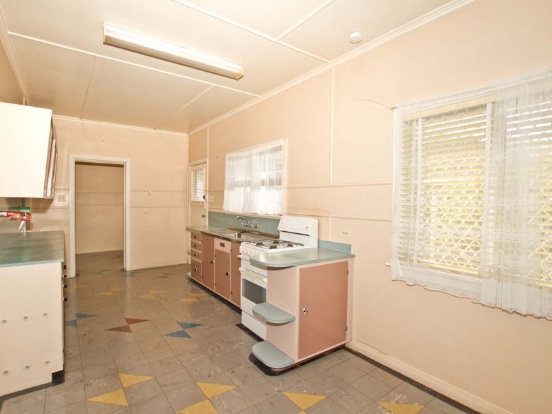 64 Osbourne Street, Mitchelton QLD 4053