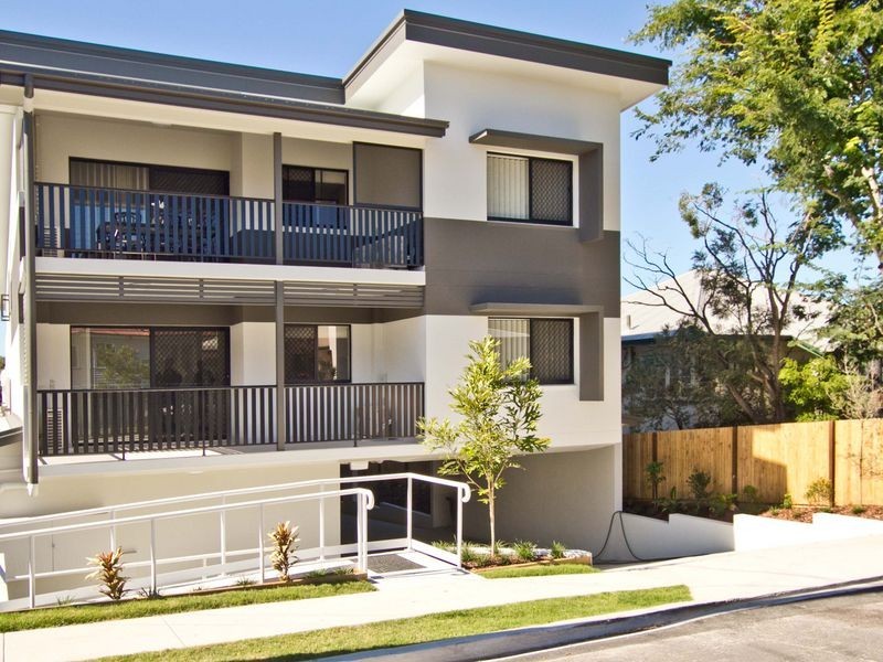 4/5 Binkar St, Chermside QLD 4032