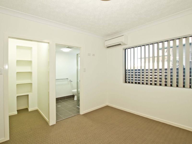 4/5 Binkar St, Chermside QLD 4032