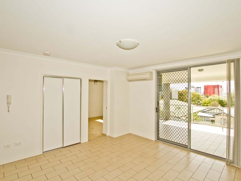 7/25 Kuran Street, Chermside QLD 4032