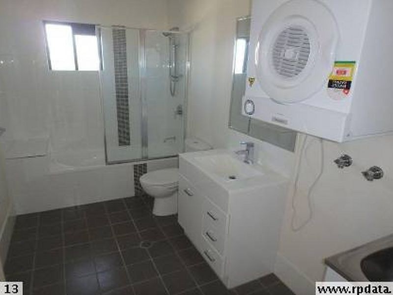 Unit 8/26-28 Bradley Avenue, Kedron QLD 4031