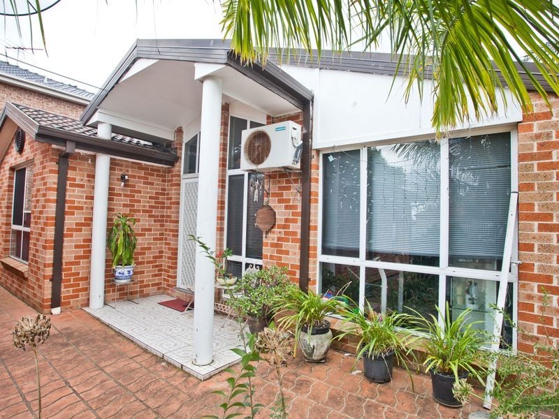 13 Augusta St, Punchbowl NSW 2196