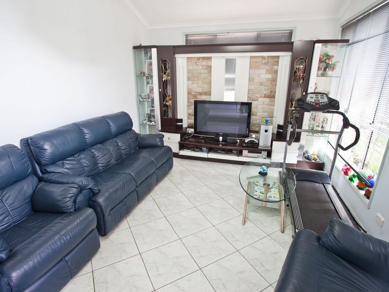 13 Augusta St, Punchbowl NSW 2196