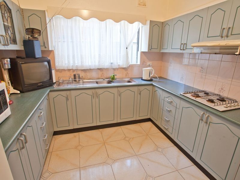 94 Duntroon St, Hurlstone Park NSW 2193