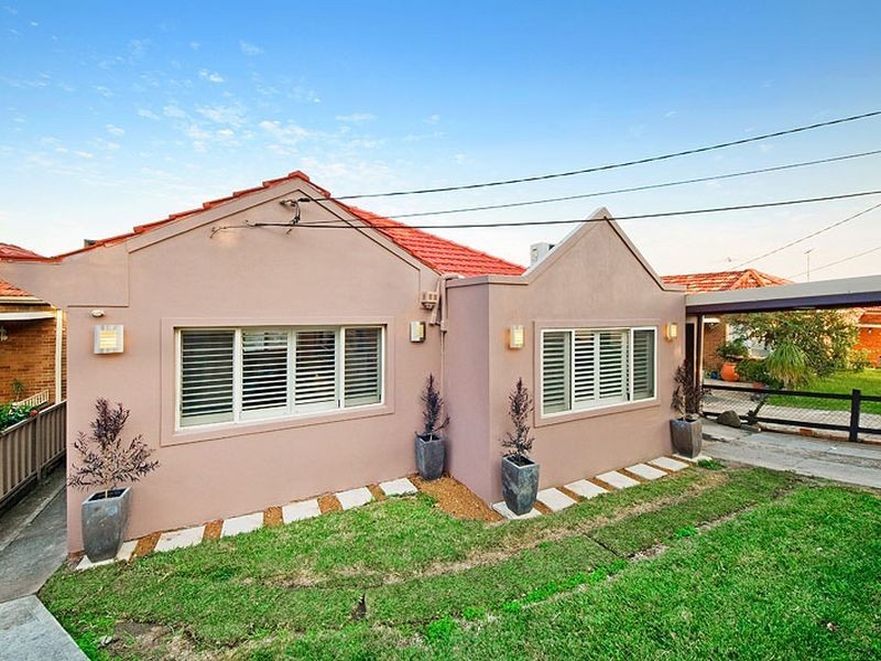 34 Richard Avenue, Earlwood NSW 2206