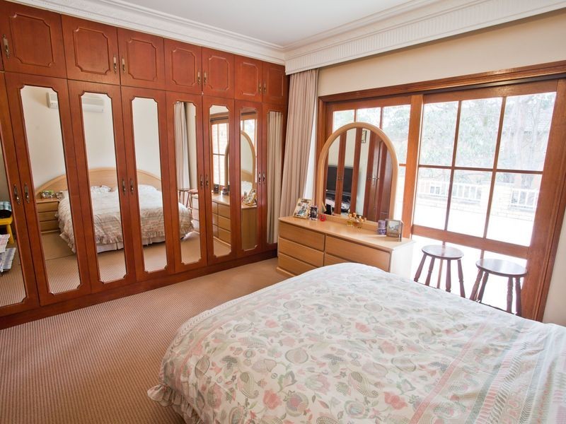 6 Baringa Road, Earlwood NSW 2206