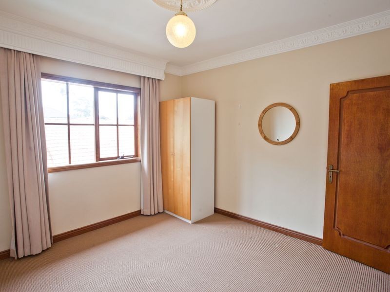 6 Baringa Road, Earlwood NSW 2206