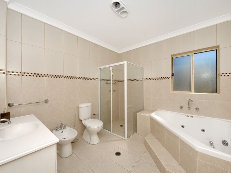 35 Allen ST, Canterbury NSW 2193
