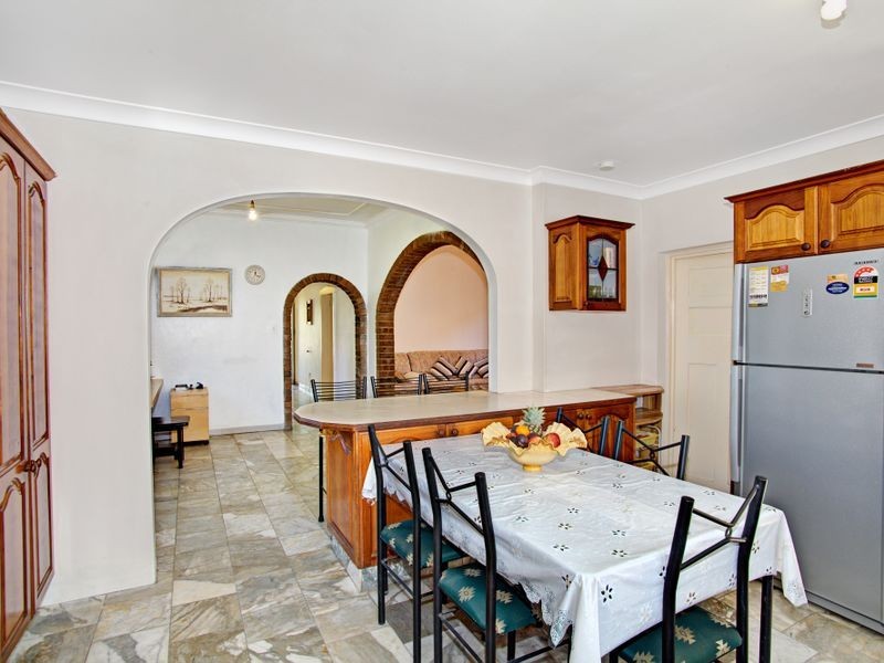 61a Highcliff Road, Earlwood NSW 2206