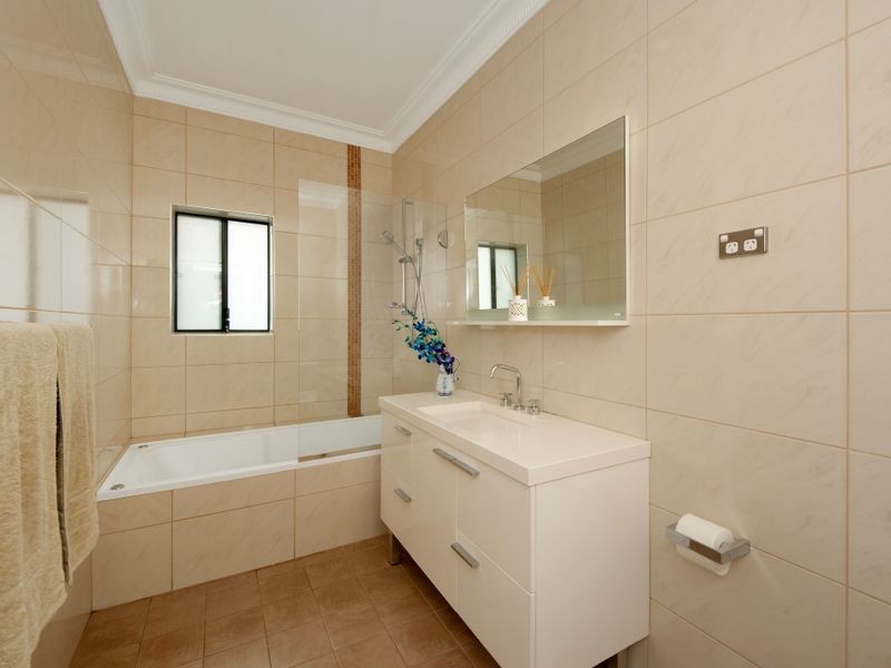 1 Boomerang Avenue, Earlwood NSW 2206