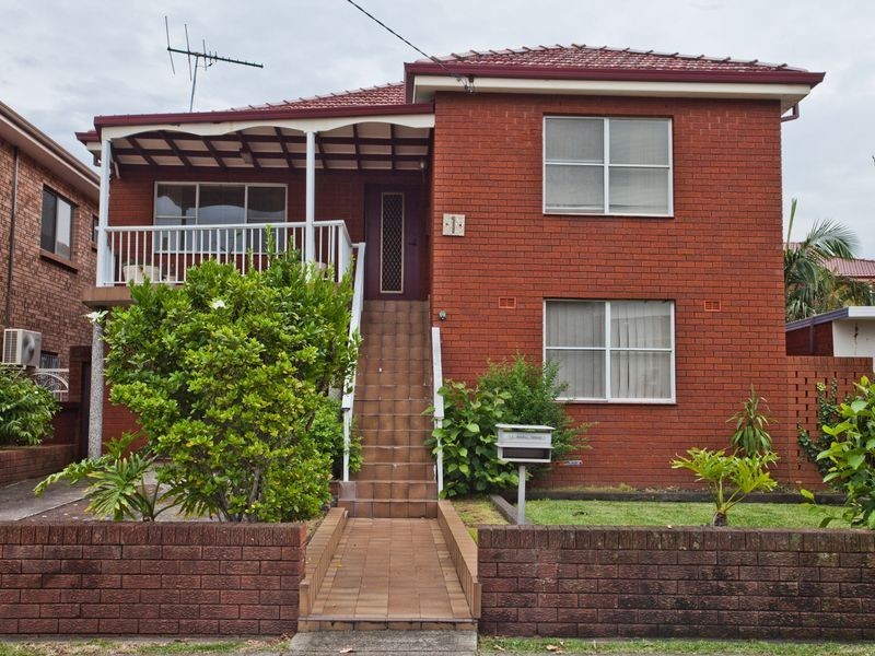 1 Wavell Pde, Earlwood NSW 2206