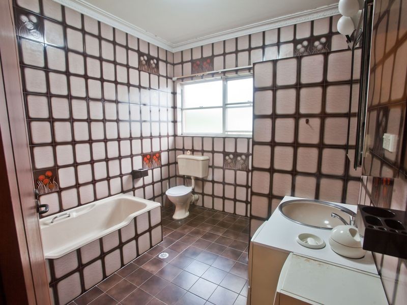 1 Wavell Pde, Earlwood NSW 2206