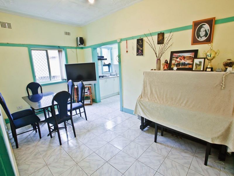 63 River St, Earlwood NSW 2206