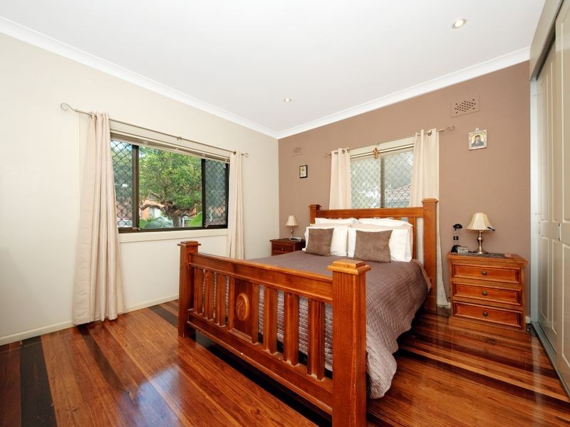 20 Ryrie Road, Earlwood NSW 2206