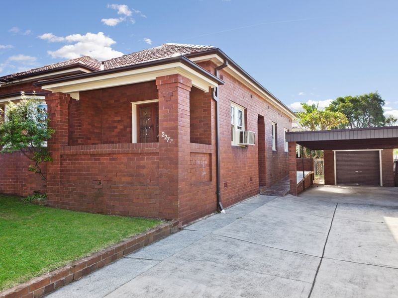 227 William St, Kingsgrove NSW 2208