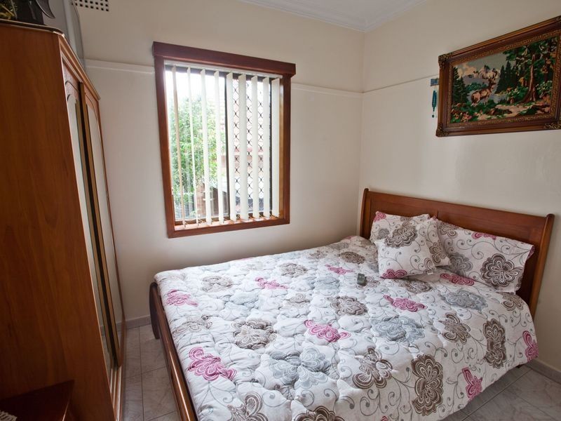 303 William Street, Kingsgrove NSW 2208