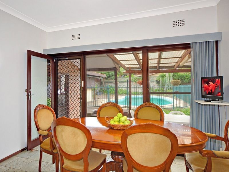 14 Eulabah Ave, Earlwood NSW 2206