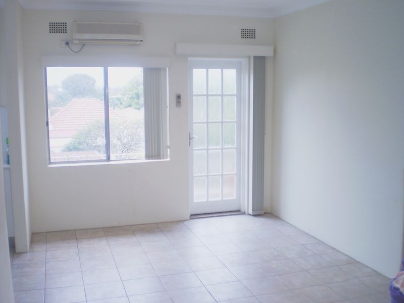 6/6 Kresser Grove, Canterbury NSW 2193