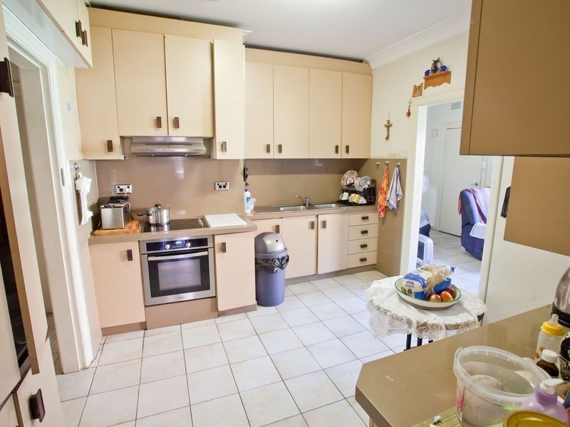 12 Burlington Avenue, Earlwood NSW 2206