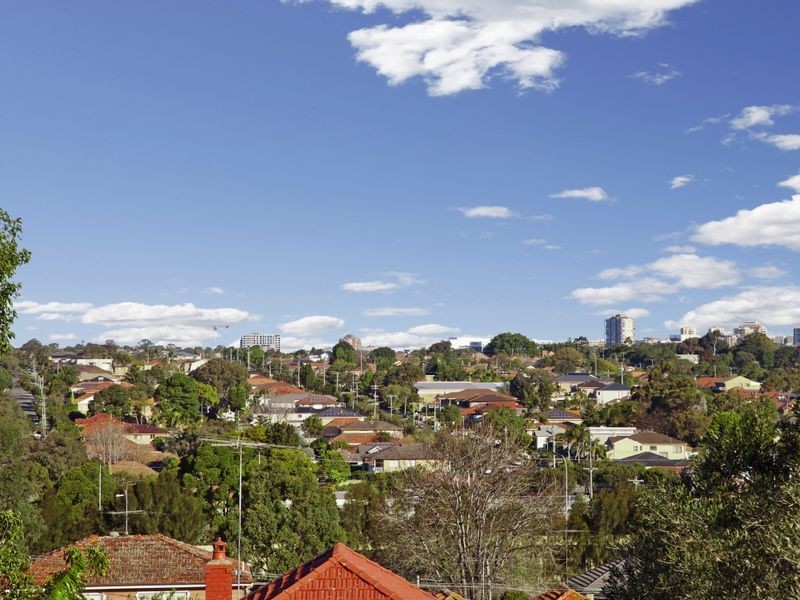 4 Beresford Parade, Kingsgrove NSW 2208