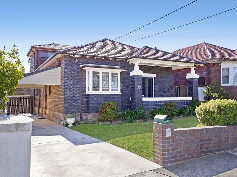 15 Nicoll Avenue, Earlwood NSW 2206