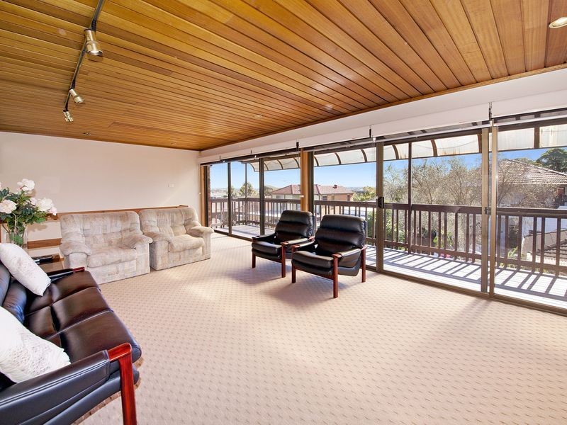 15 Nicoll Avenue, Earlwood NSW 2206