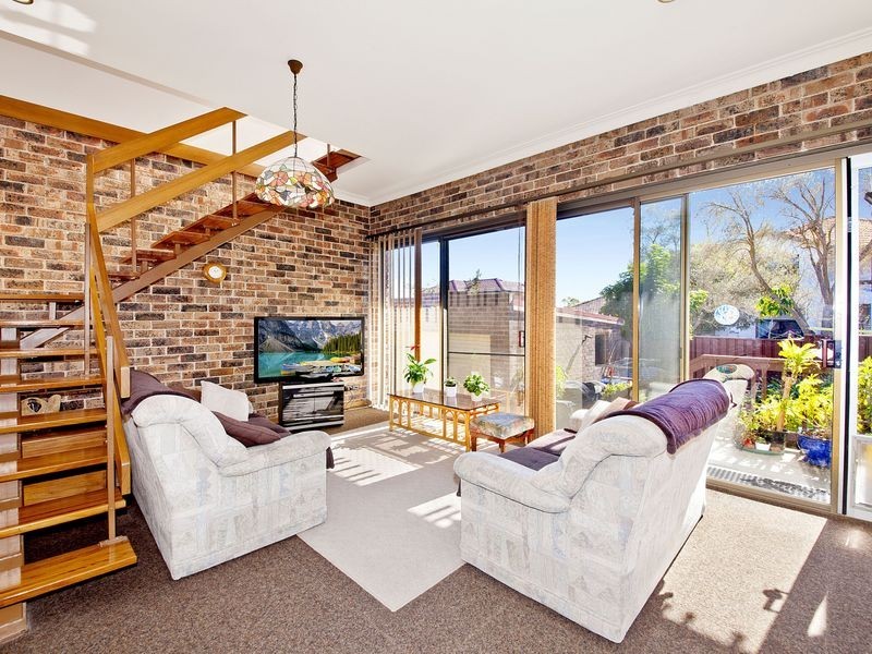 15 Nicoll Avenue, Earlwood NSW 2206