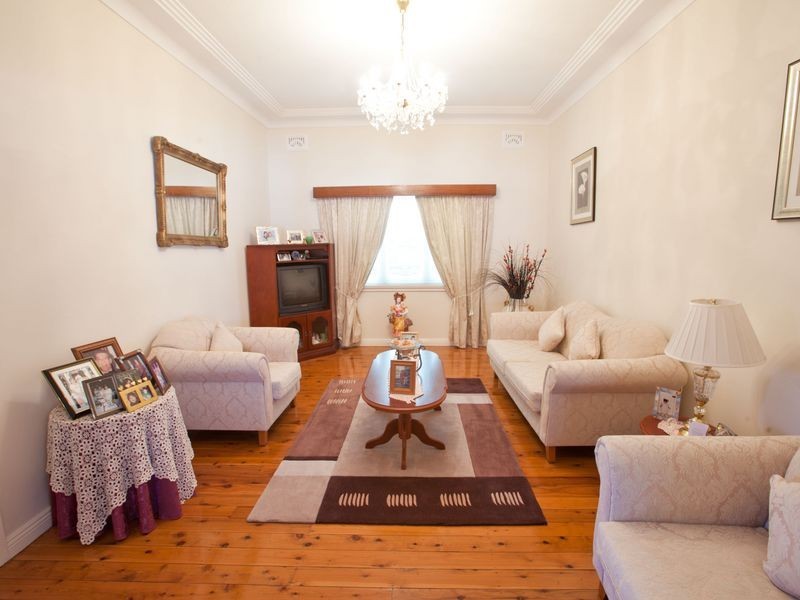 64 Rosemont St, Punchbowl NSW 2196