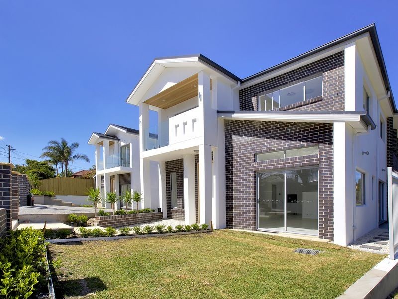 2/30 Pheasant Street, Canterbury NSW 2193