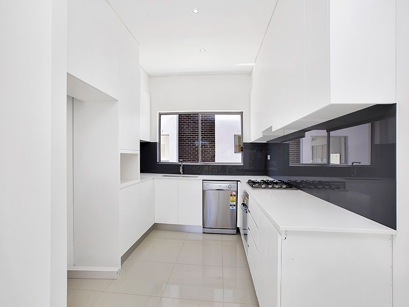 2/30 Pheasant Street, Canterbury NSW 2193