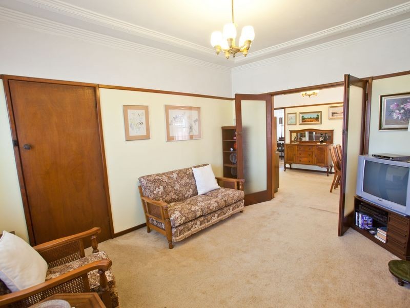 44 Turton Avenue, Clemton Park NSW 2206