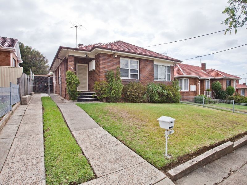 16 Vicliffe Avenue, Campsie NSW 2194