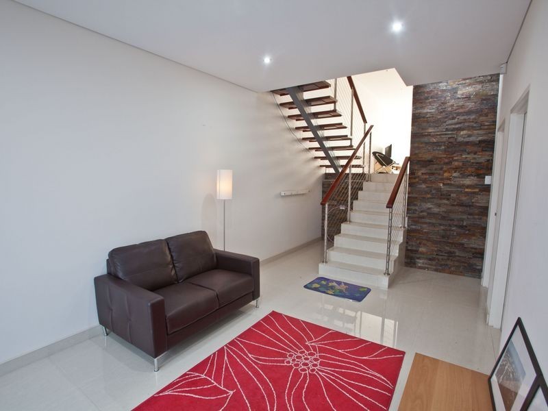 13 Highcliff Road, Earlwood NSW 2206