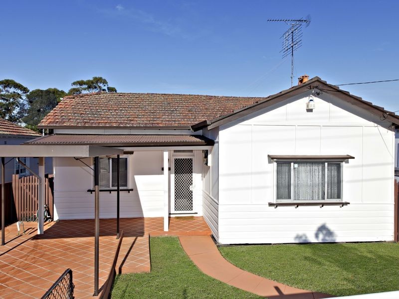 115 Riverview Road, Earlwood NSW 2206