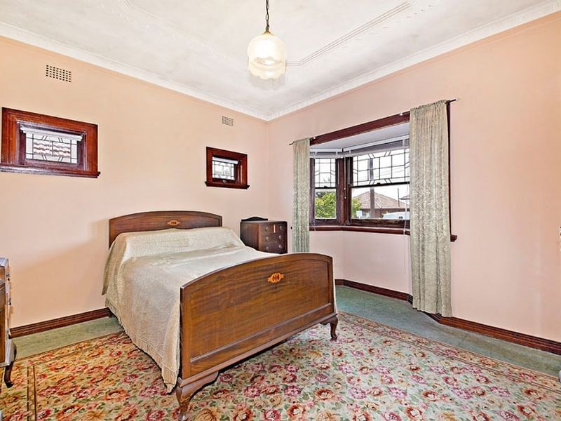 34 Malley Avenue, Earlwood NSW 2206