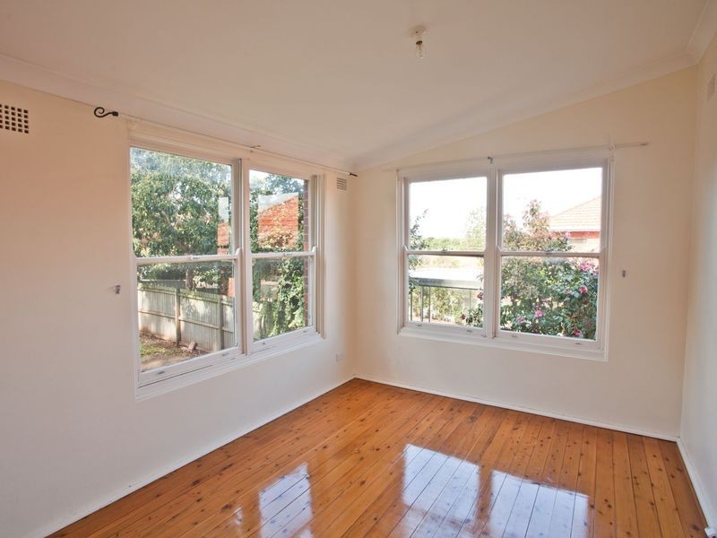 12 Miller Street, Kingsgrove NSW 2208