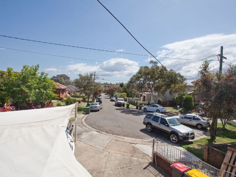 34 Eleanor Avenue, Belmore NSW 2192